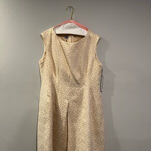 Elegant Cream Sleeveless Jumpsuit